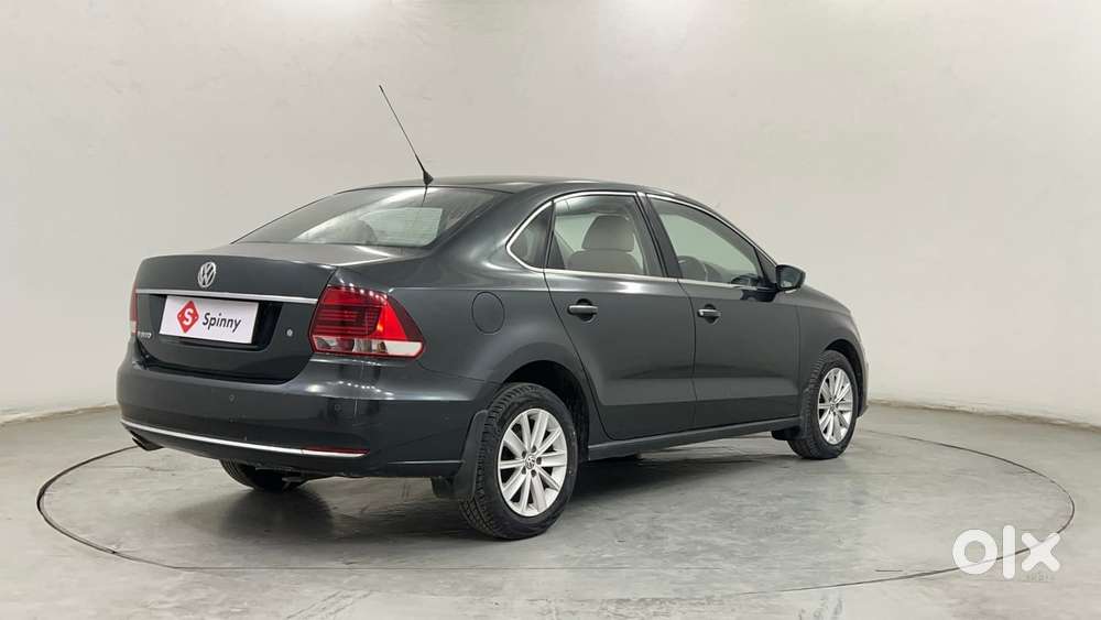Volkswagen Vento 1.6 Highline, 2016, Petrol