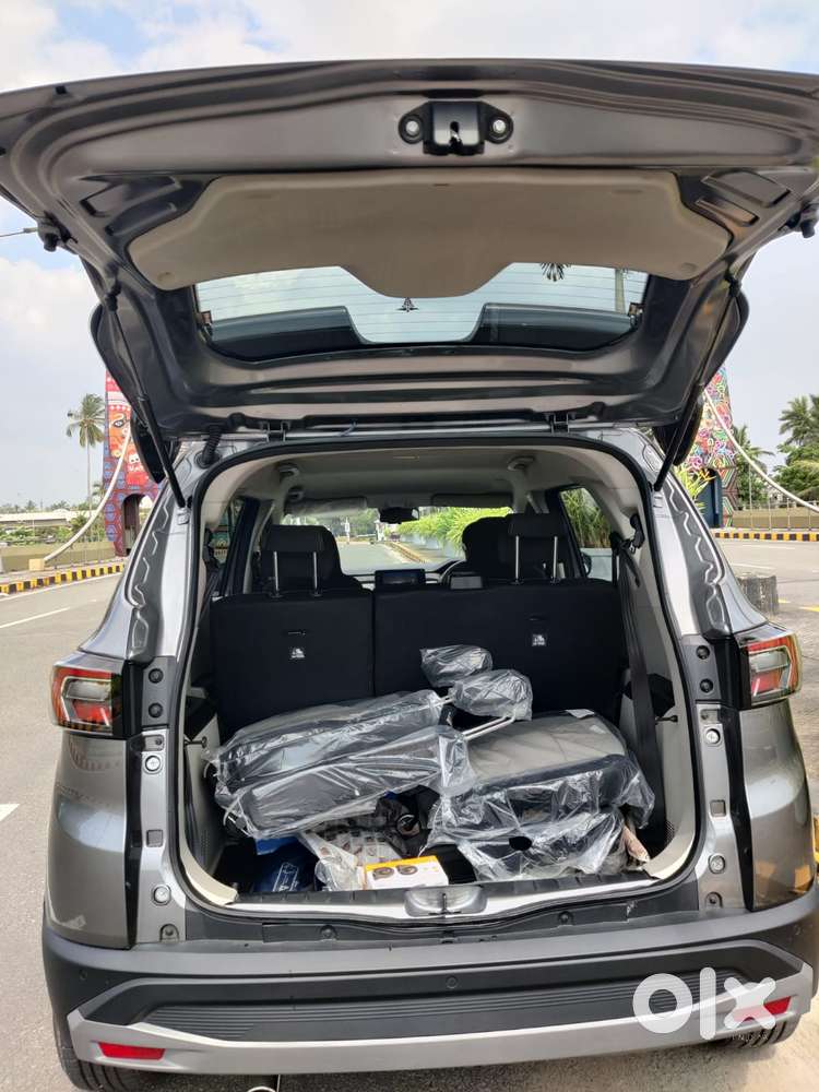 Renault Triber Others, 2025, Petrol