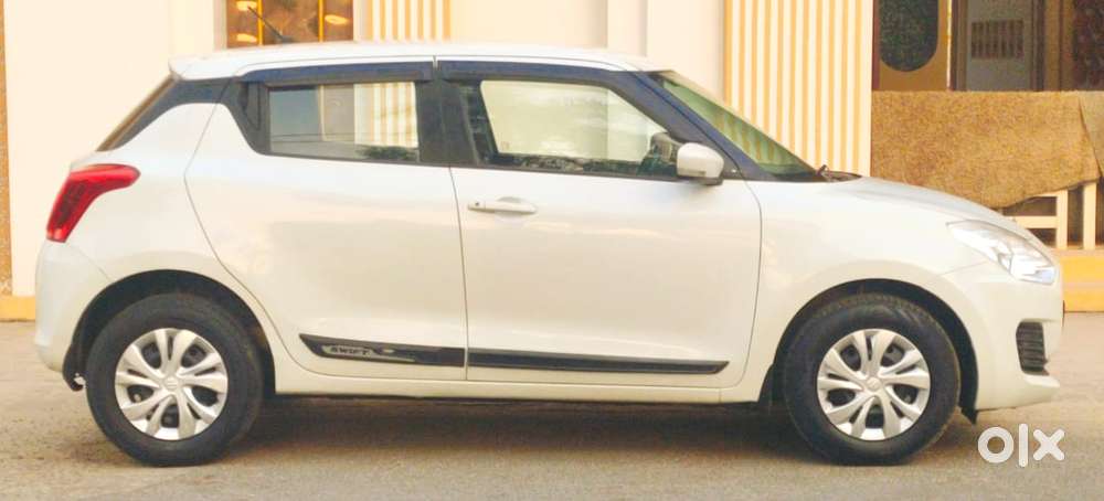 Maruti Suzuki Swift Vxi Optional, 2019, Petrol