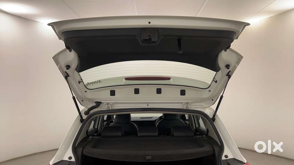 Skoda Kushaq Style 1.0l Tsi Mt, 2022, Petrol