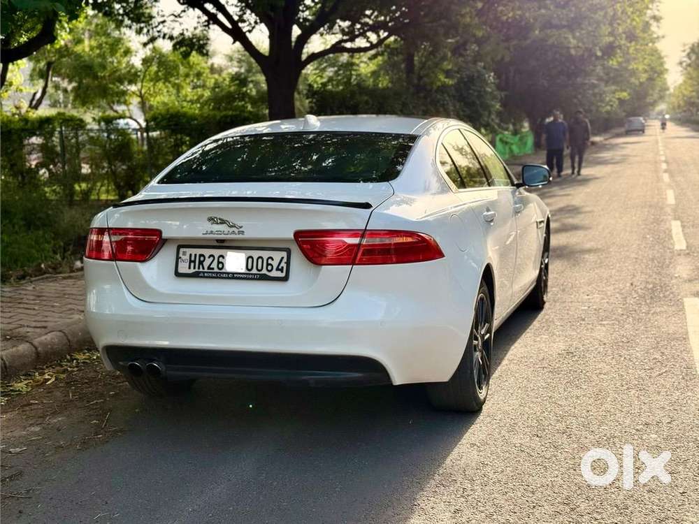 Jaguar Xe 2018