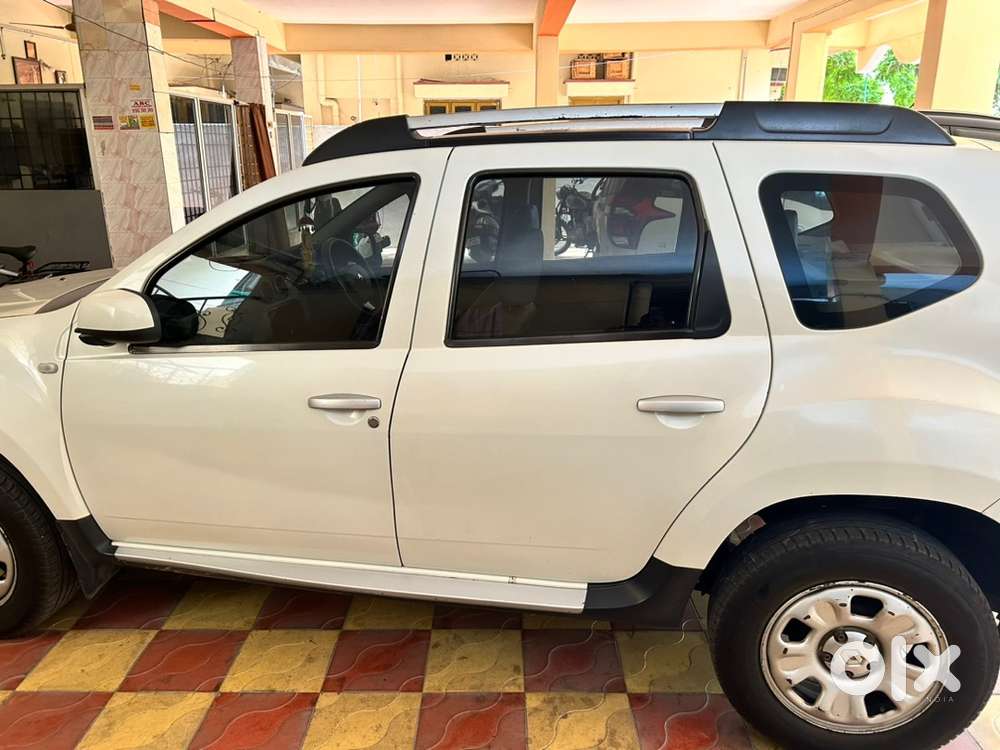 Single Hand Less Driven Renault Duster 2015 Diesel