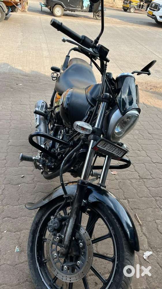 Bajaj Avenger Street 2018