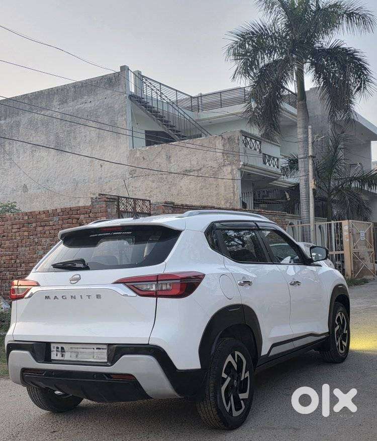 Nissan Magnite 1.0 Xv, 2021, Petrol
