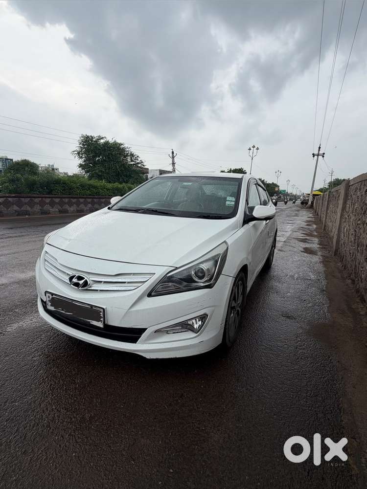 Hyundai Verna 1.6 Petrol 2015