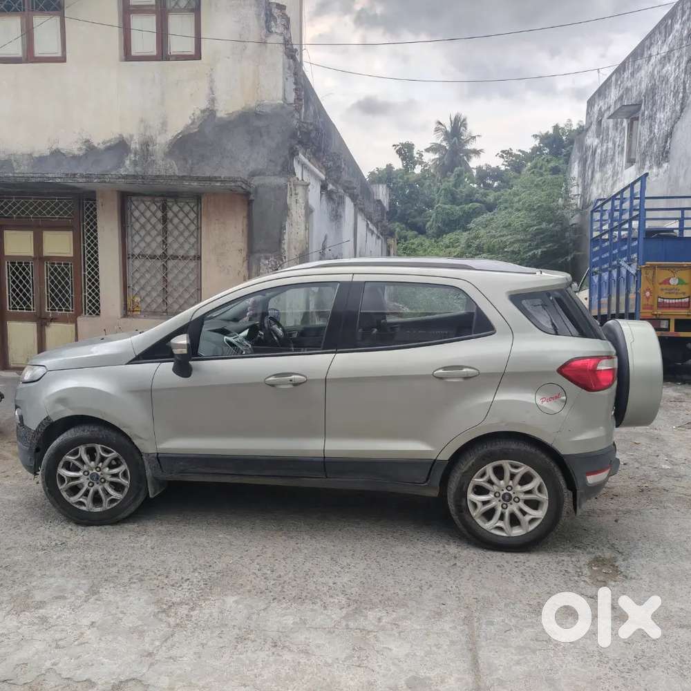 Four Tyres And Battery Is New . Carries What Are You Is Good Condition
