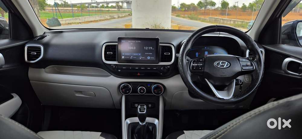 Hyundai Venue 1.5 S (o) Crdi, 2022, Diesel