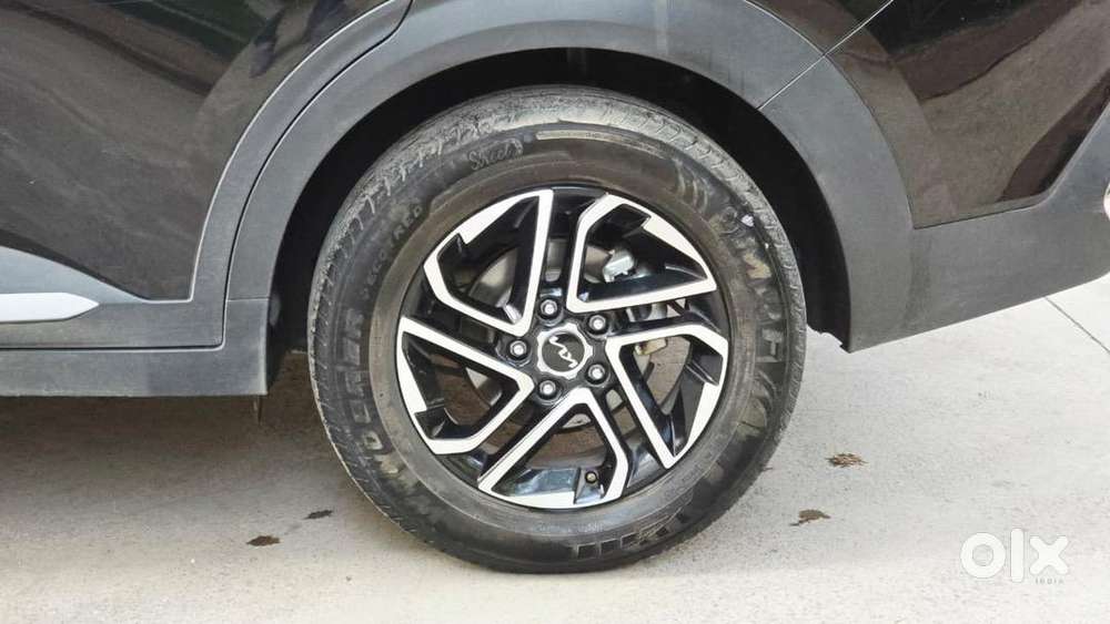 Kia Carens 2023 Diesel At Lux Plus Well Maintained