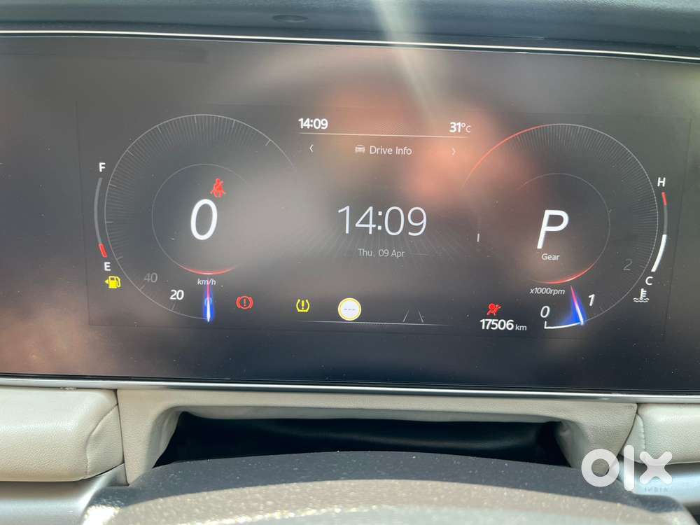 Mahindra Xuv700 2.0 Ax 7 Petrol At Luxury Pack Str, 2024, Petrol