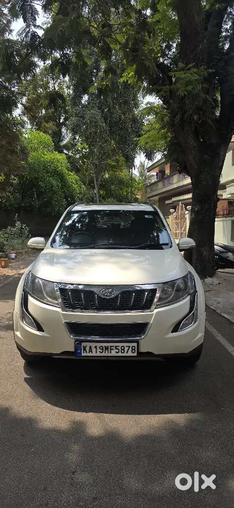 Mahindra Xuv500 20155 Diesel 190323 Km Driven