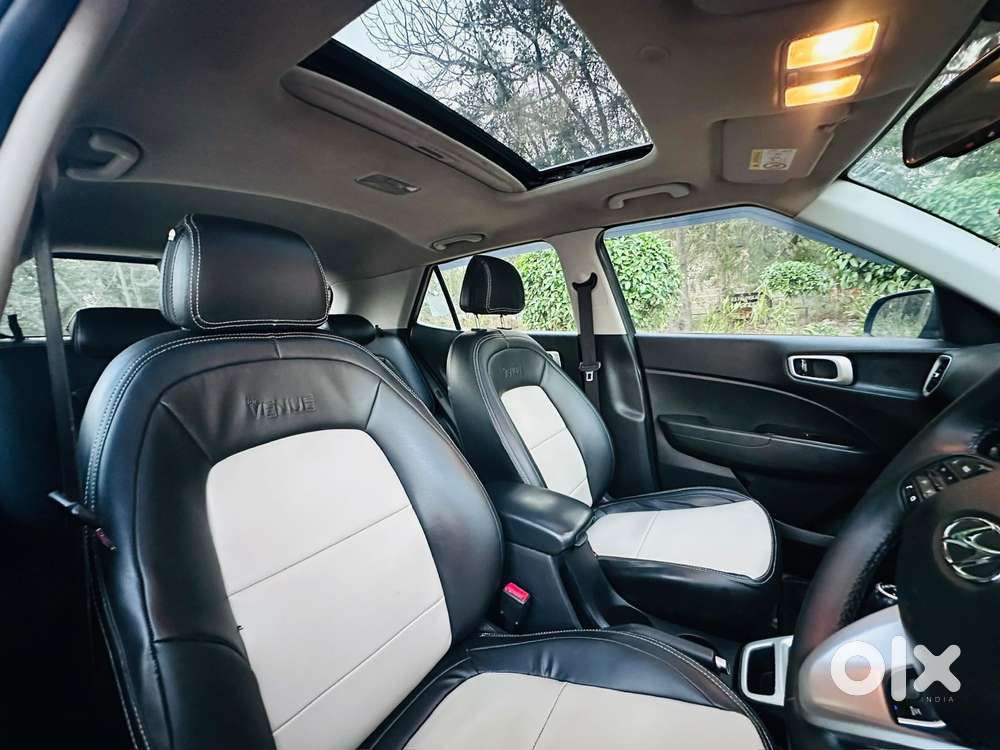 Hyundai Venue 1.0 Sx (o) Turbo Dct, 2020, Petrol