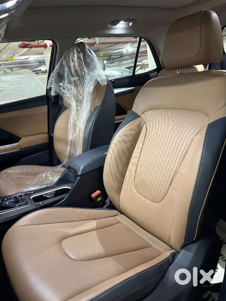 Hyundai Alcazar Signature 1.5 Petrol Dct 6str, 2024, Petrol