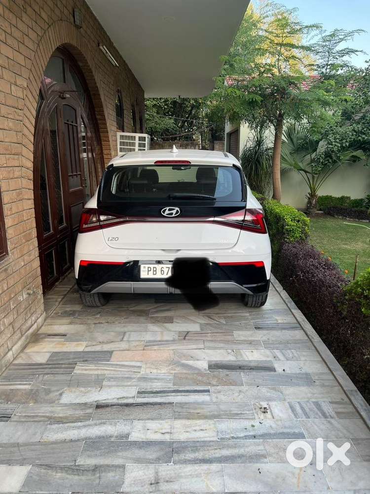 Hyundai New I20 2023 Petrol 21500 Km Driven