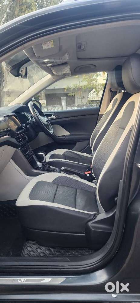 Volkswagen Taigun 1.0 Tsi Topline At, 2023, Petrol