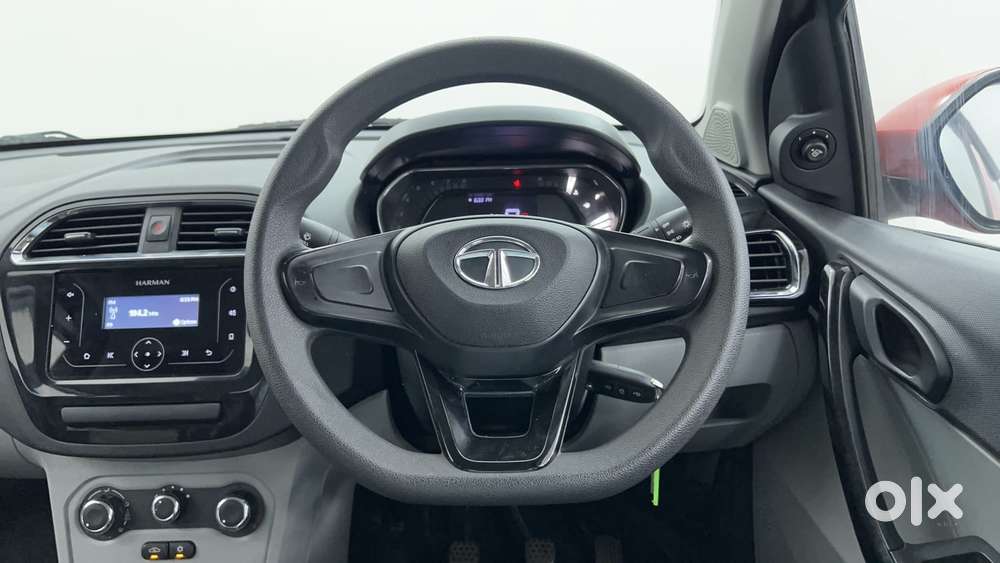 Tata Tiago 1.2 Revotron Xt Option, 2020, Petrol
