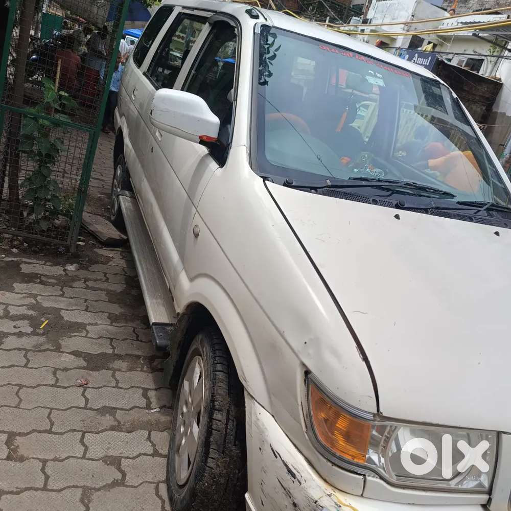 Chevrolet Tavera Neo 2013 Second-owner Diesel