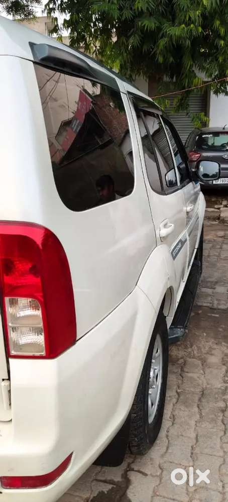 Tata Safari Storme Diesel 2017