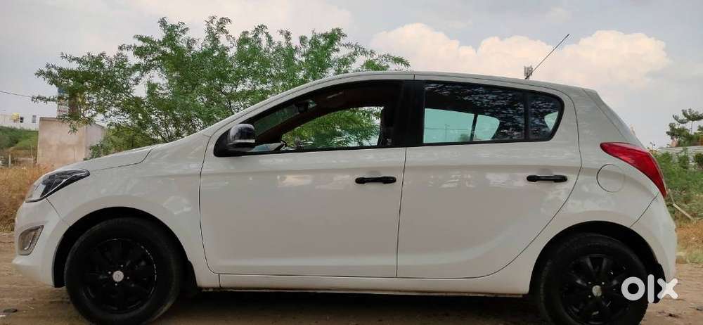 Hyundai I20 Sportz 1.4 Crdi, 2014, Diesel