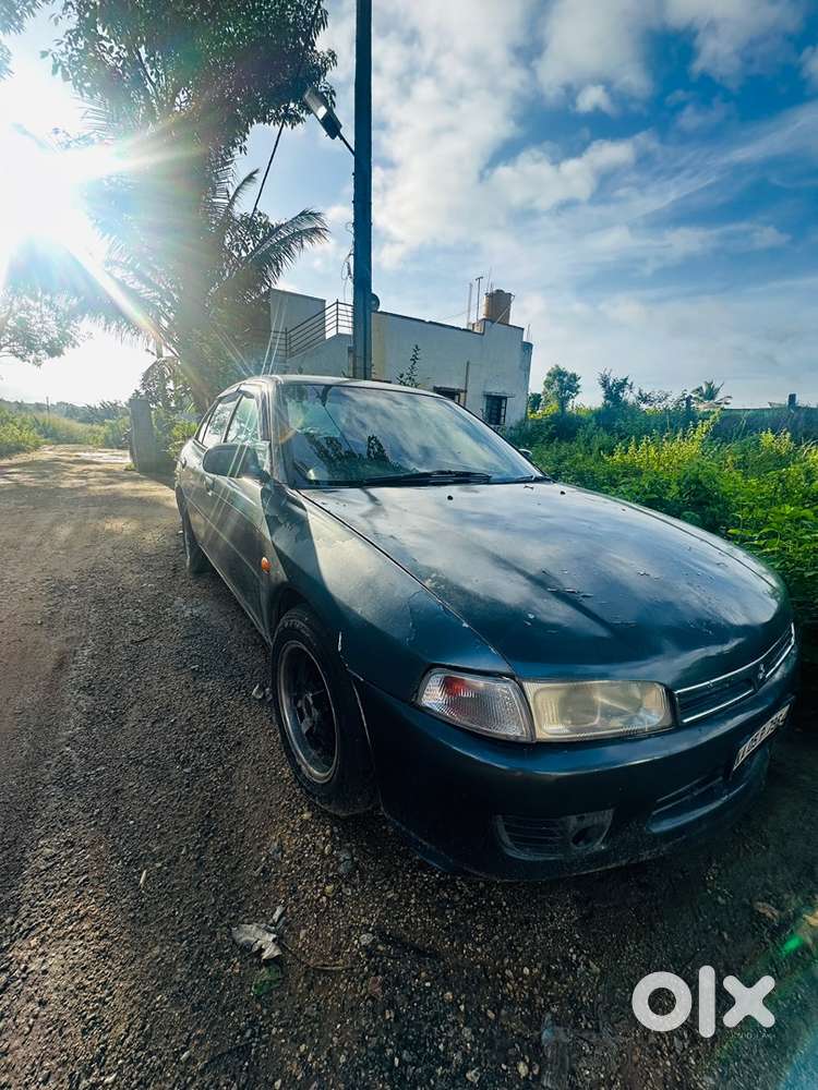 Mitsubishi Lancer 2000 With 200000 Km Driven
