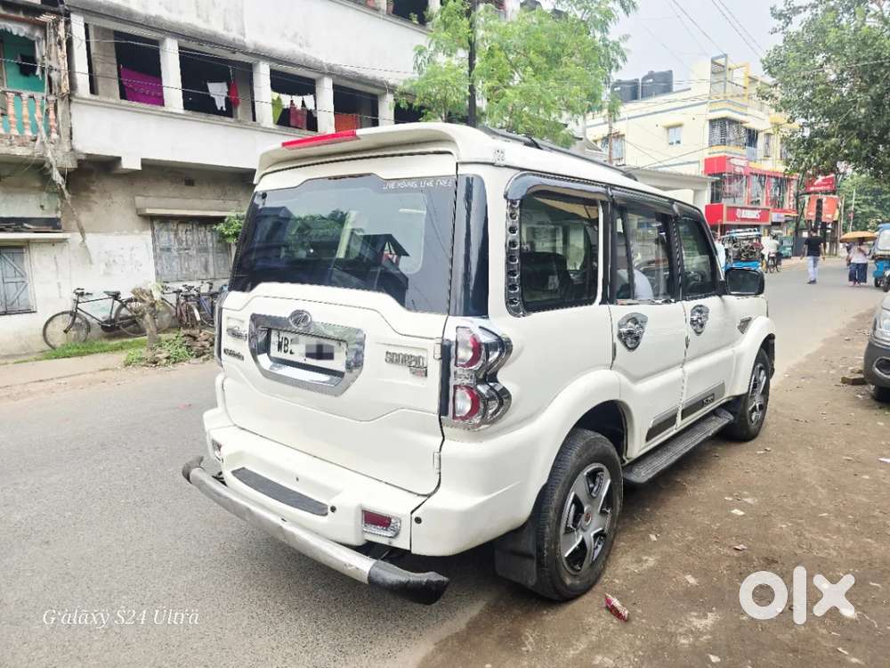 Mahindra Scorpio, 2015, Diesel