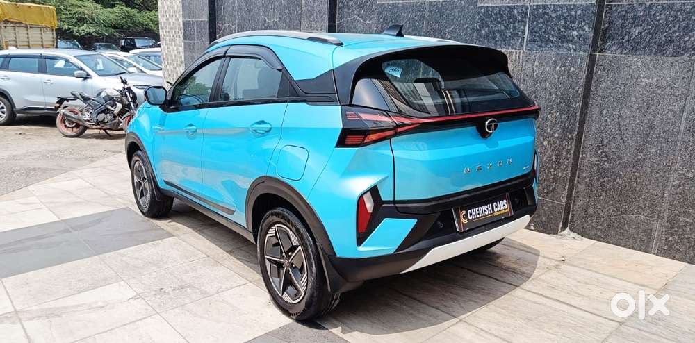 Tata Nexon Fearless Plus (ps) 1.2 Icng 6mt Red Dark Edition, 2025, C..