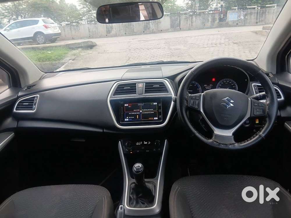 Maruti Suzuki S-cross Zeta 1.3, 2016