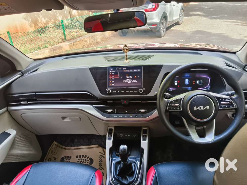 Kia Carens 1.4 Prestige 7 Str, 2022, Petrol