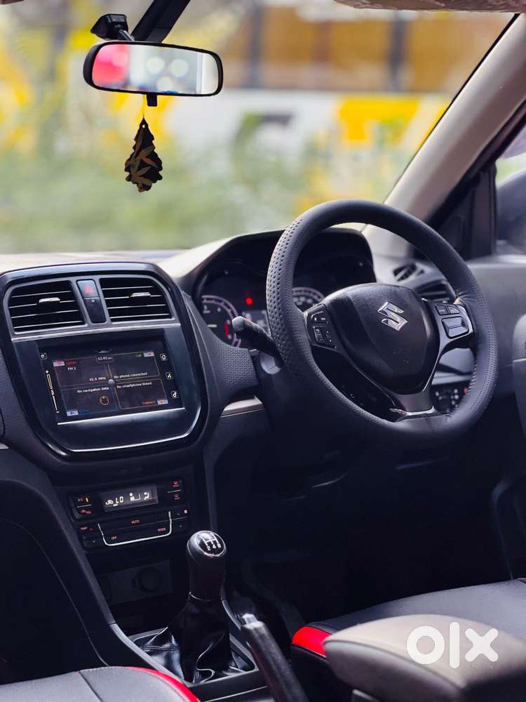Maruti Suzuki Brezza Zdi+ Dual Tone, 2016, Diesel