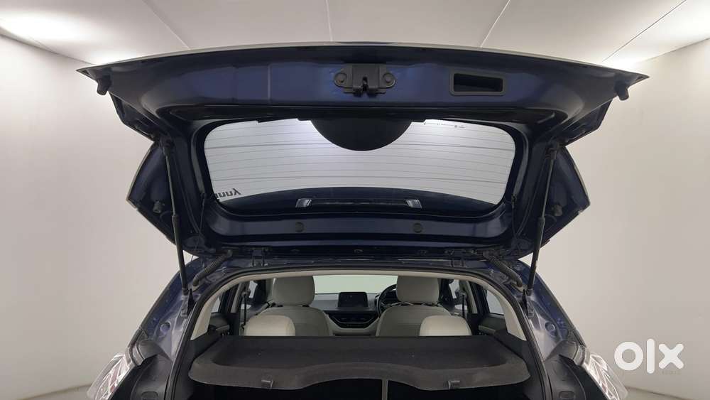 Tata Nexon 1.2 Revotron Xza Plus Premium, 2023, Petrol
