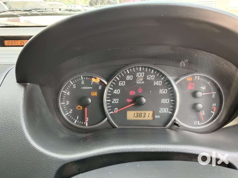 Maruti Suzuki Swift Dzire Vxi Optional, 2010, Petrol