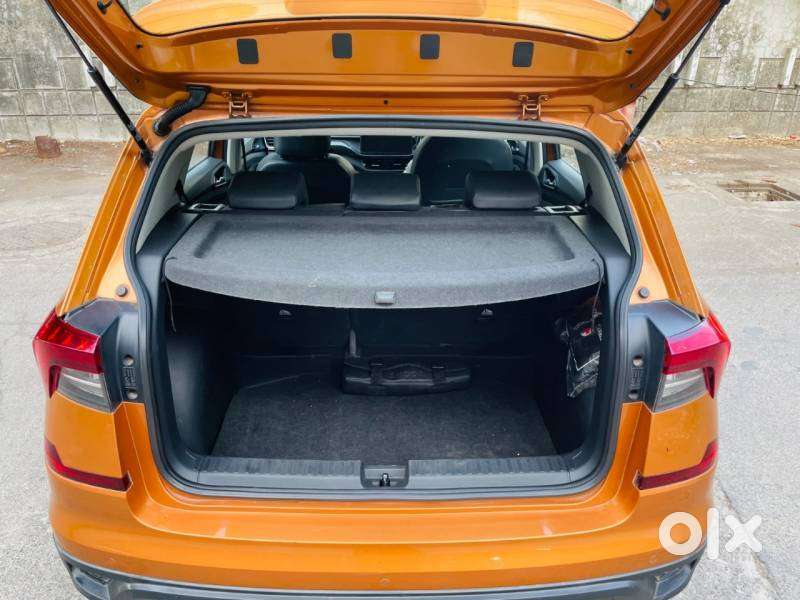 Skoda Kushaq Style 1.0l Tsi At, 2022, Petrol