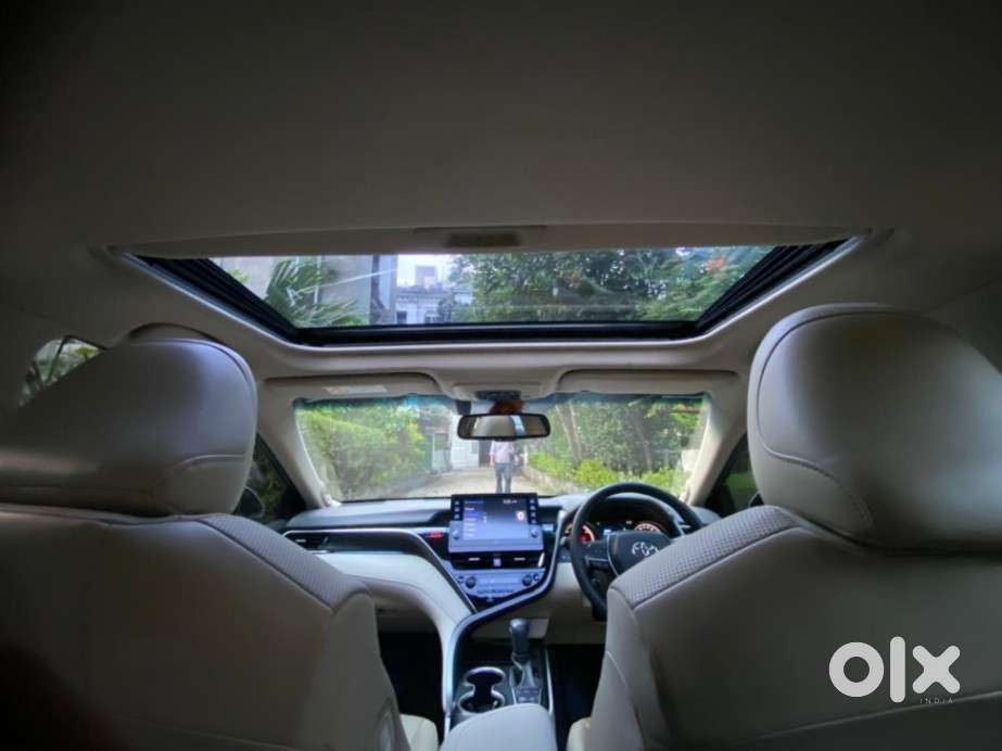 Toyota Camry Hybrid, 2024, Petrol
