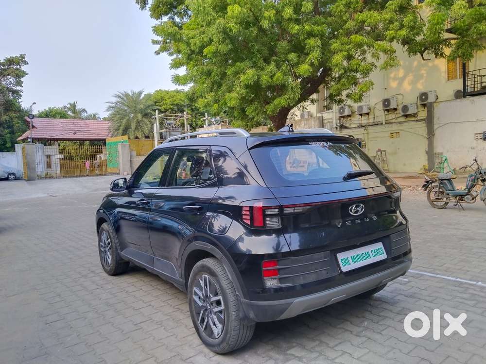 Hyundai Venue 1.0 S (o) Turbo Dct, 2024, Petrol