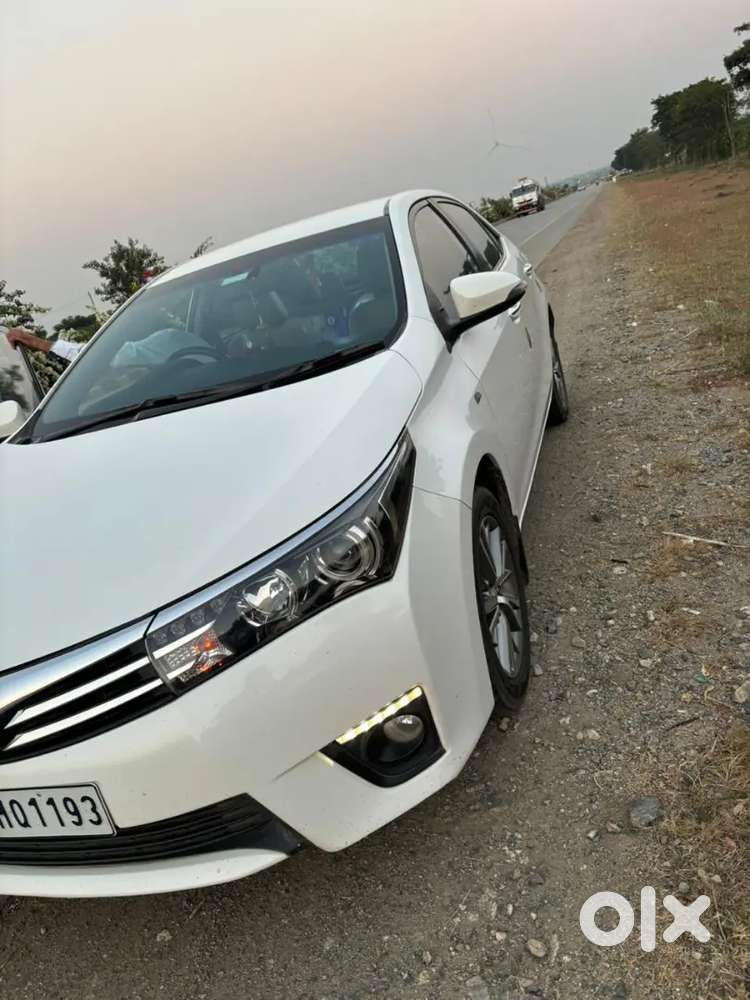Toyota Corolla Altis 2011