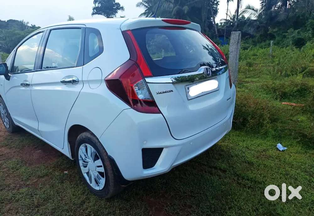 Honda Jazz 2016 Diesel Well Maintained
