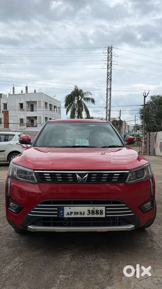 Mahindra Xuv300 2023 Diesel Well Maintained