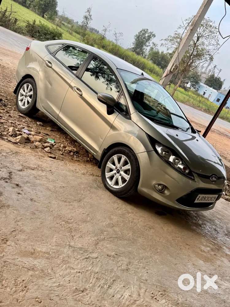Ford Fiesta 2012 Style