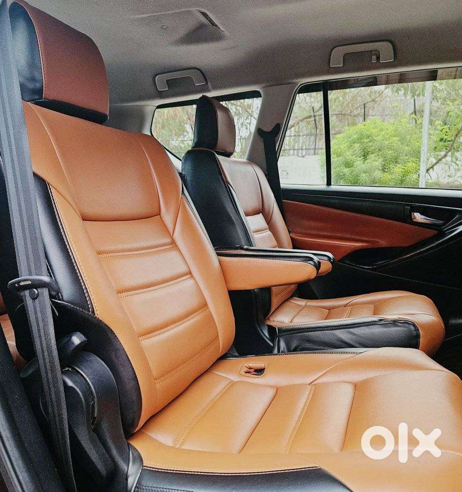 Toyota Innova Crysta 2.4 G Mt 7 Str, 2019, Diesel