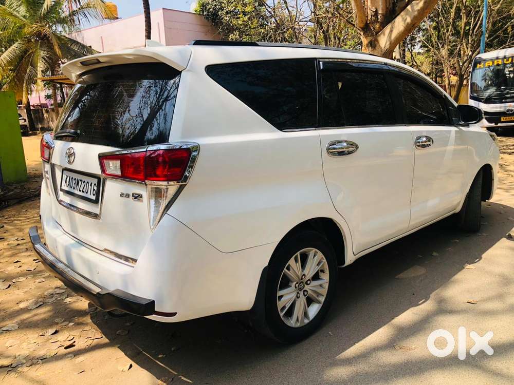Toyota Innova Crysta 2.8 Z, 2016, Diesel