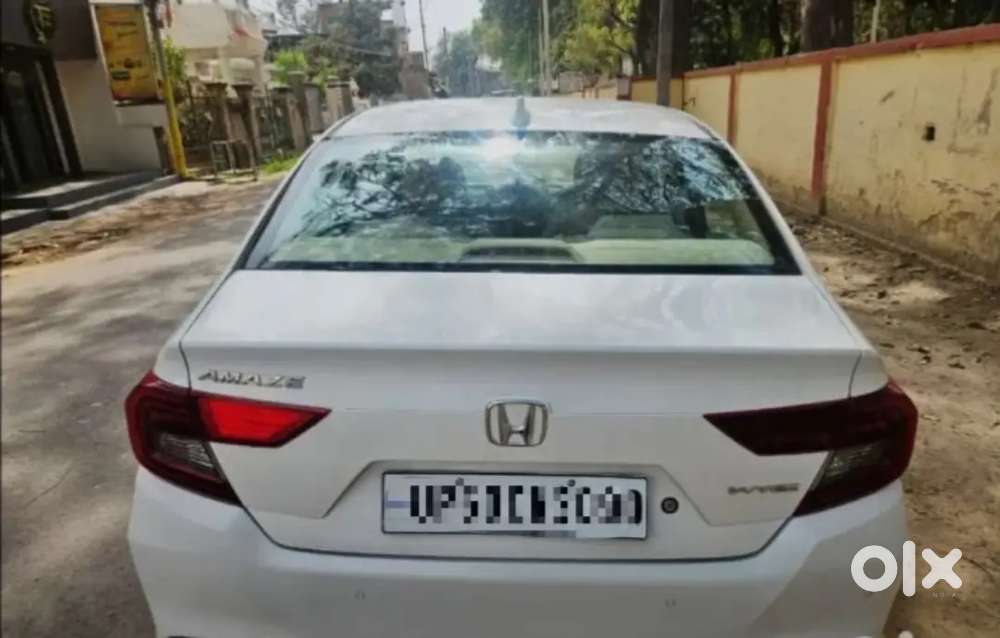 Honda Amaze 2023 Petrol 65000 Km
