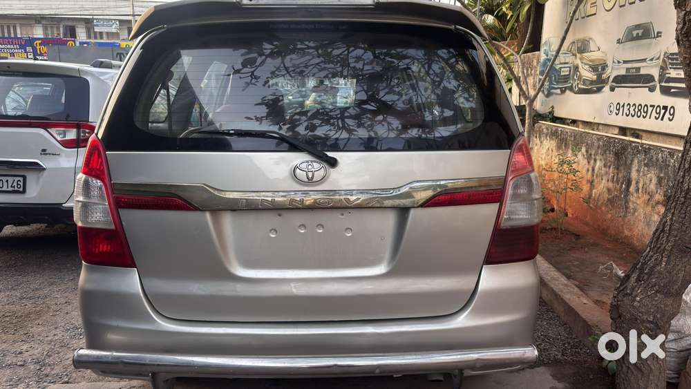 Toyota Innova 2.5 V 7 Str, 2012, Diesel
