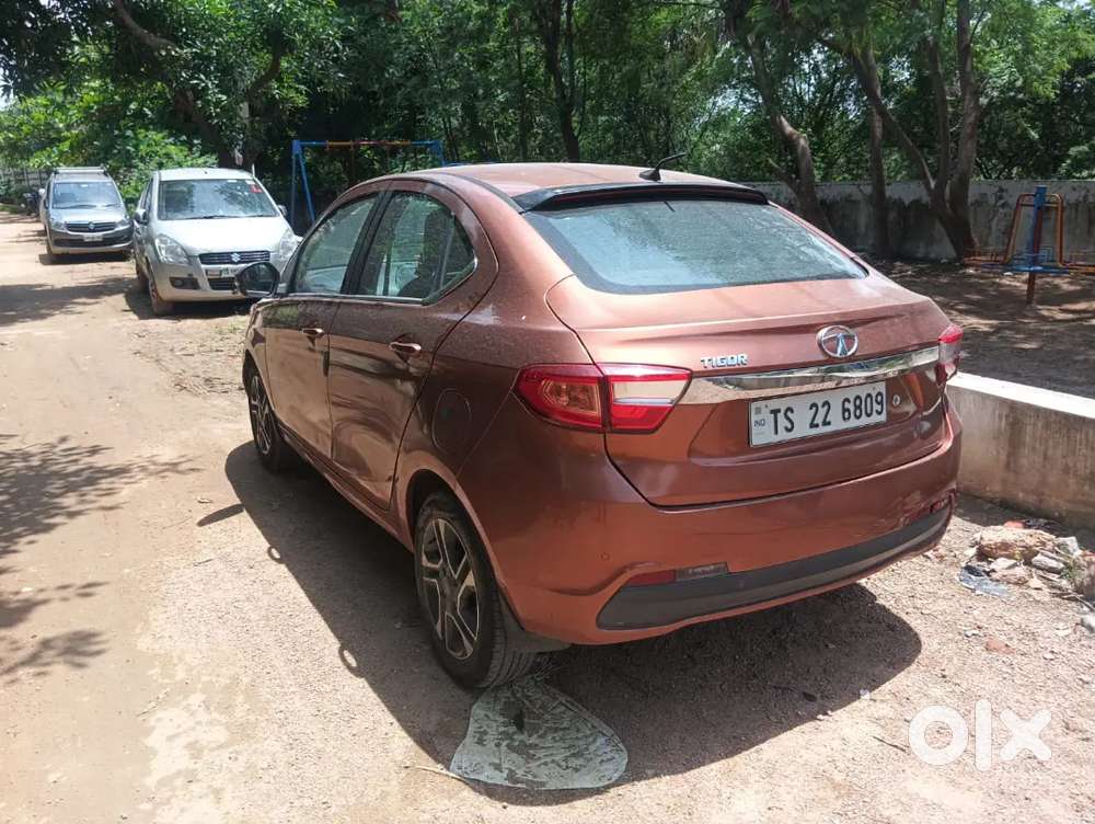 Tata Tigor Petrol 2017 Year