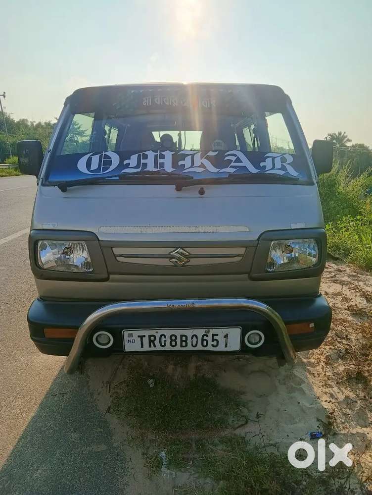 এই গাড়িটা ভাড়া দেওয়া হবে গাড়ীর কন্ডিশন ভালো মাসে ১৫০০০ টাকা