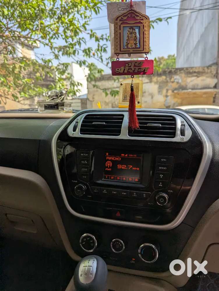 Mahindra Tuv 300 2017 Diesel Good Condition