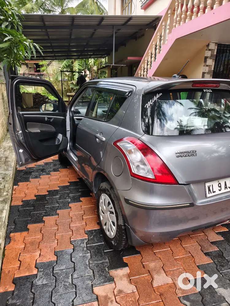 Maruti Suzuki Swift 2015 Vxi Abs