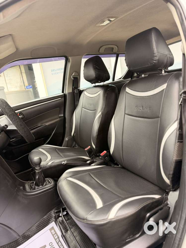 Maruti Suzuki Swift Vxi Ags, 2013, Petrol