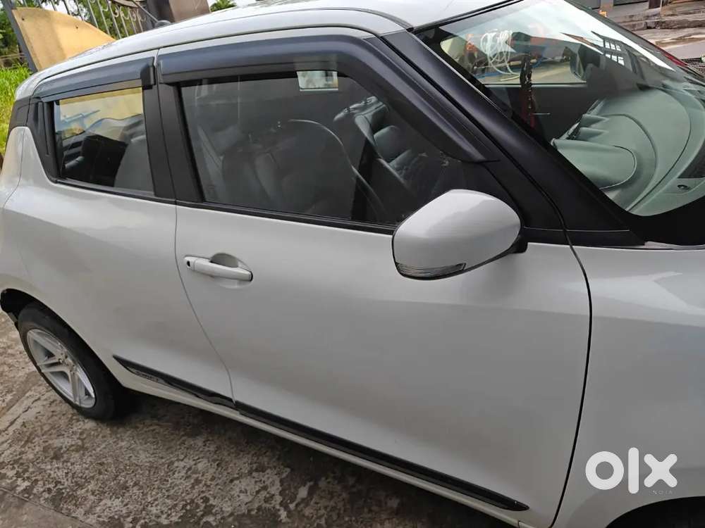 Maruti Suzuki Swift 2021, 4 Cylinder