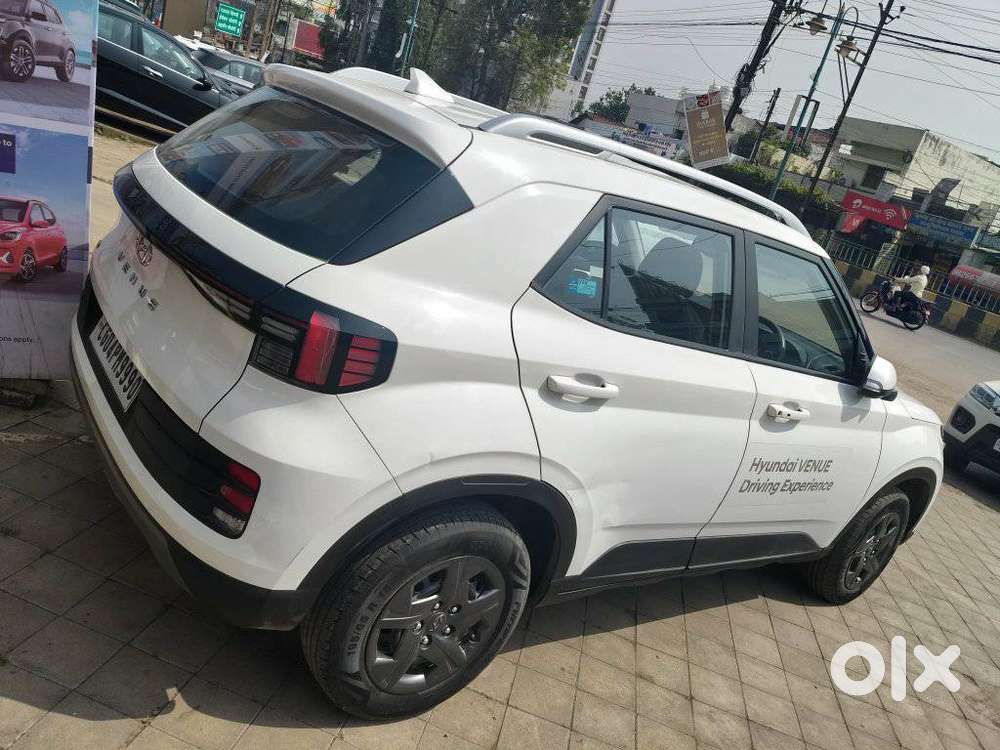 Hyundai Venue S Mt 1.2 Kappa, 2024, Petrol