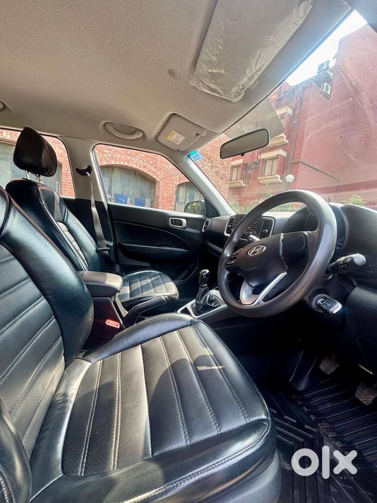 Hyundai Venue S, 2022, Petrol