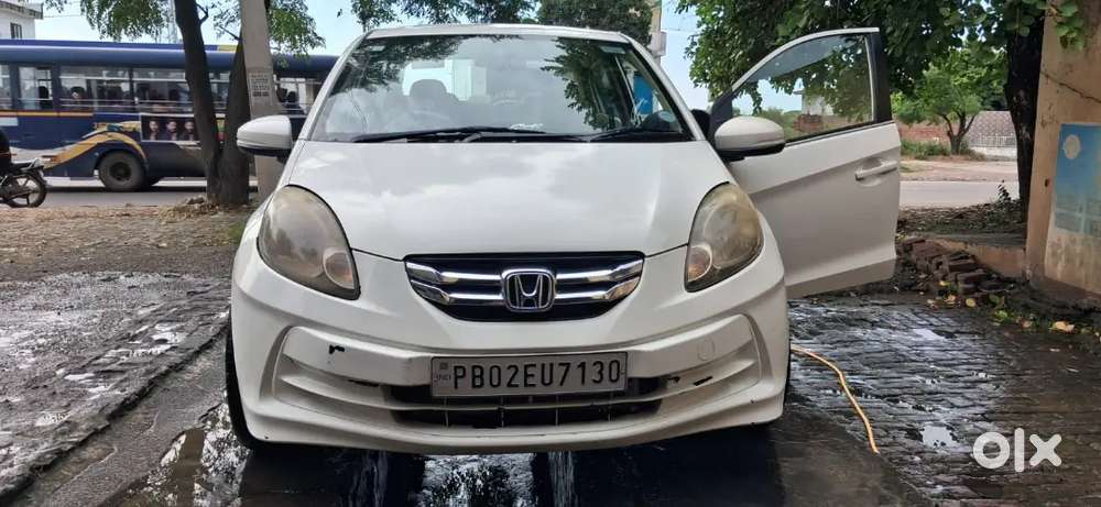 Honda Amaze 2015 Edition Mt